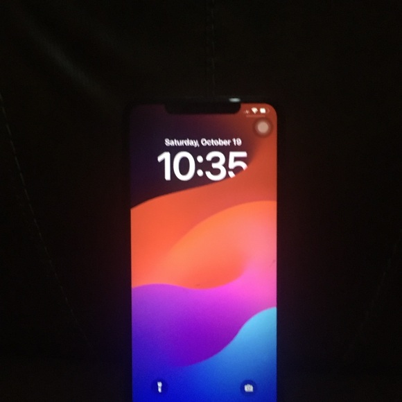 Trade or 200 iPhone sx max unlock to any battery 85% hmu for full dt